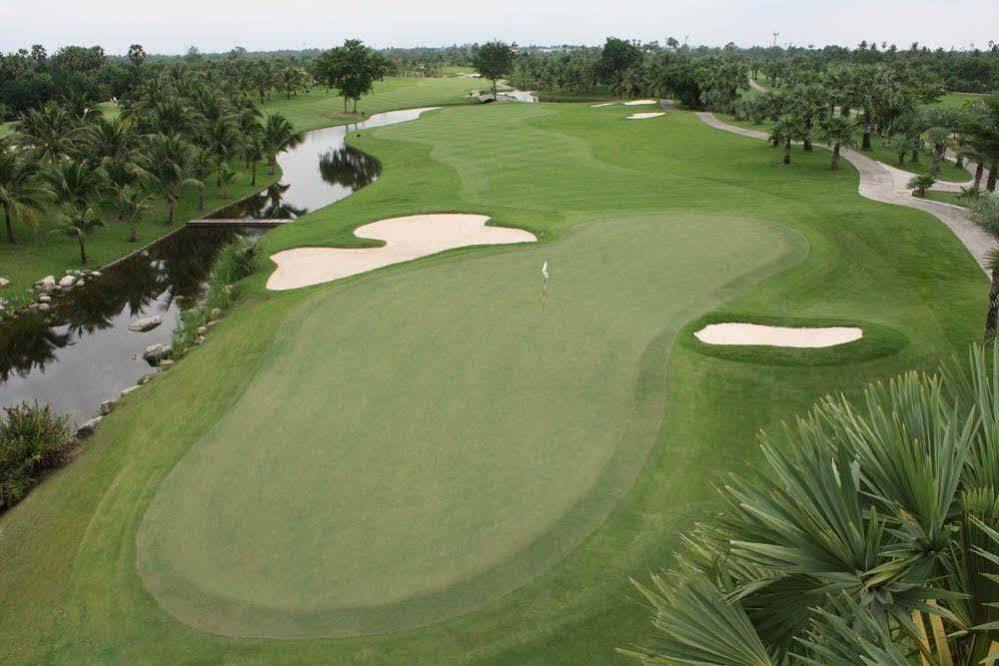 Hotel Suwan Golf & Country Club Nakhon Pathom Exterior foto